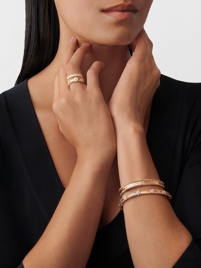 Bracelet Manchette Trèfle Porte-Bonheur Raffiné – vue 4